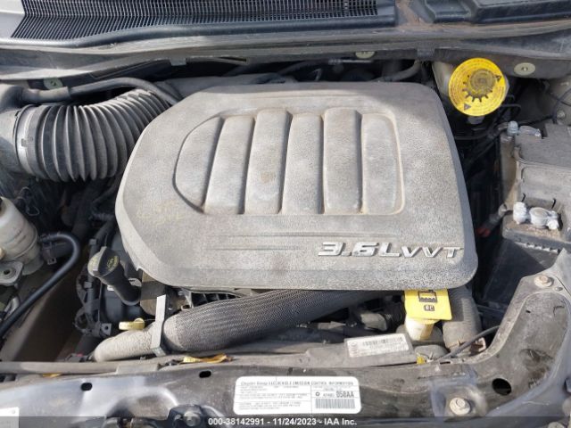 Photo 9 VIN: 2C4RDGEG8ER465973 - DODGE GRAND CARAVAN 