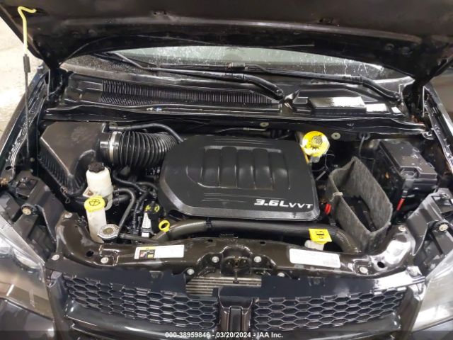 Photo 9 VIN: 2C4RDGEG8GR242965 - DODGE GRAND CARAVAN 