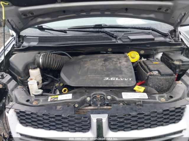 Photo 9 VIN: 2C4RDGEG8GR384331 - DODGE GRAND CARAVAN 