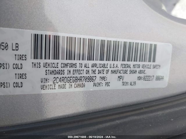 Photo 8 VIN: 2C4RDGEG8HR709867 - DODGE GRAND CARAVAN 