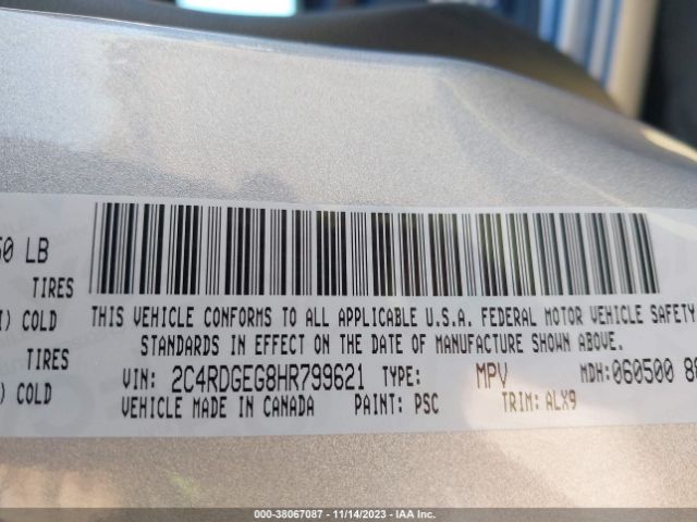 Photo 8 VIN: 2C4RDGEG8HR799621 - DODGE GRAND CARAVAN 