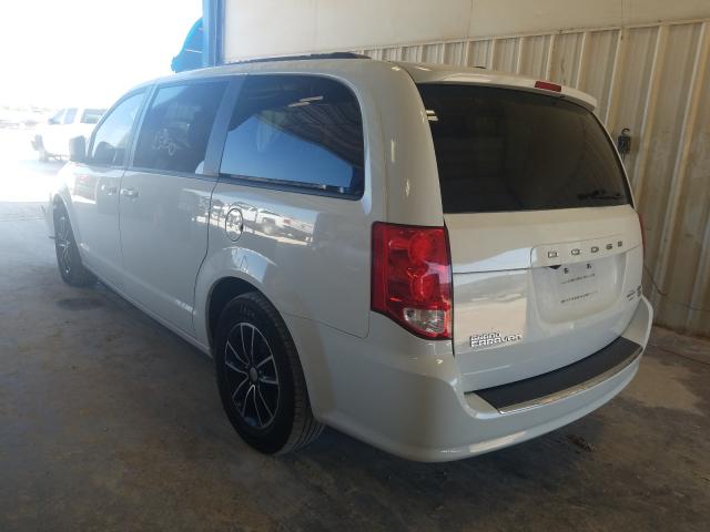 Photo 2 VIN: 2C4RDGEG8JR241371 - DODGE GRAND CARAVAN 