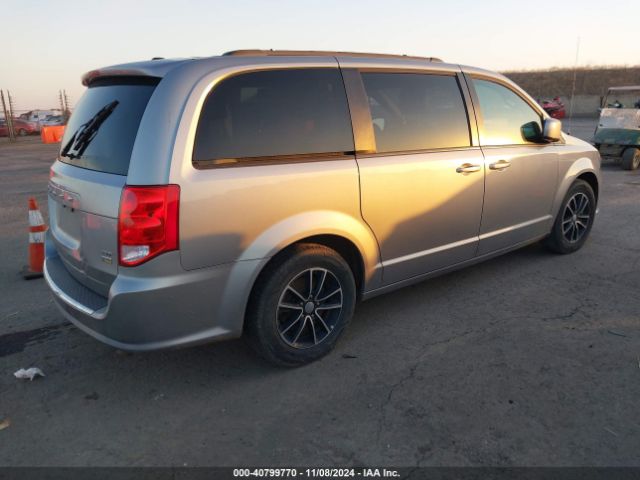 Photo 3 VIN: 2C4RDGEG8JR285340 - DODGE GRAND CARAVAN 