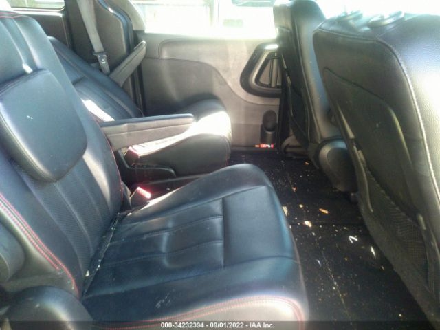 Photo 7 VIN: 2C4RDGEG8JR333161 - DODGE GRAND CARAVAN 