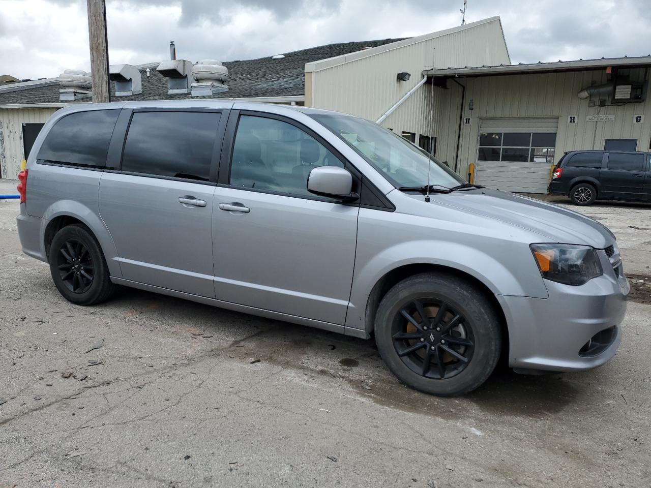 Photo 4 VIN: 2C4RDGEG8KR760387 - DODGE CARAVAN 