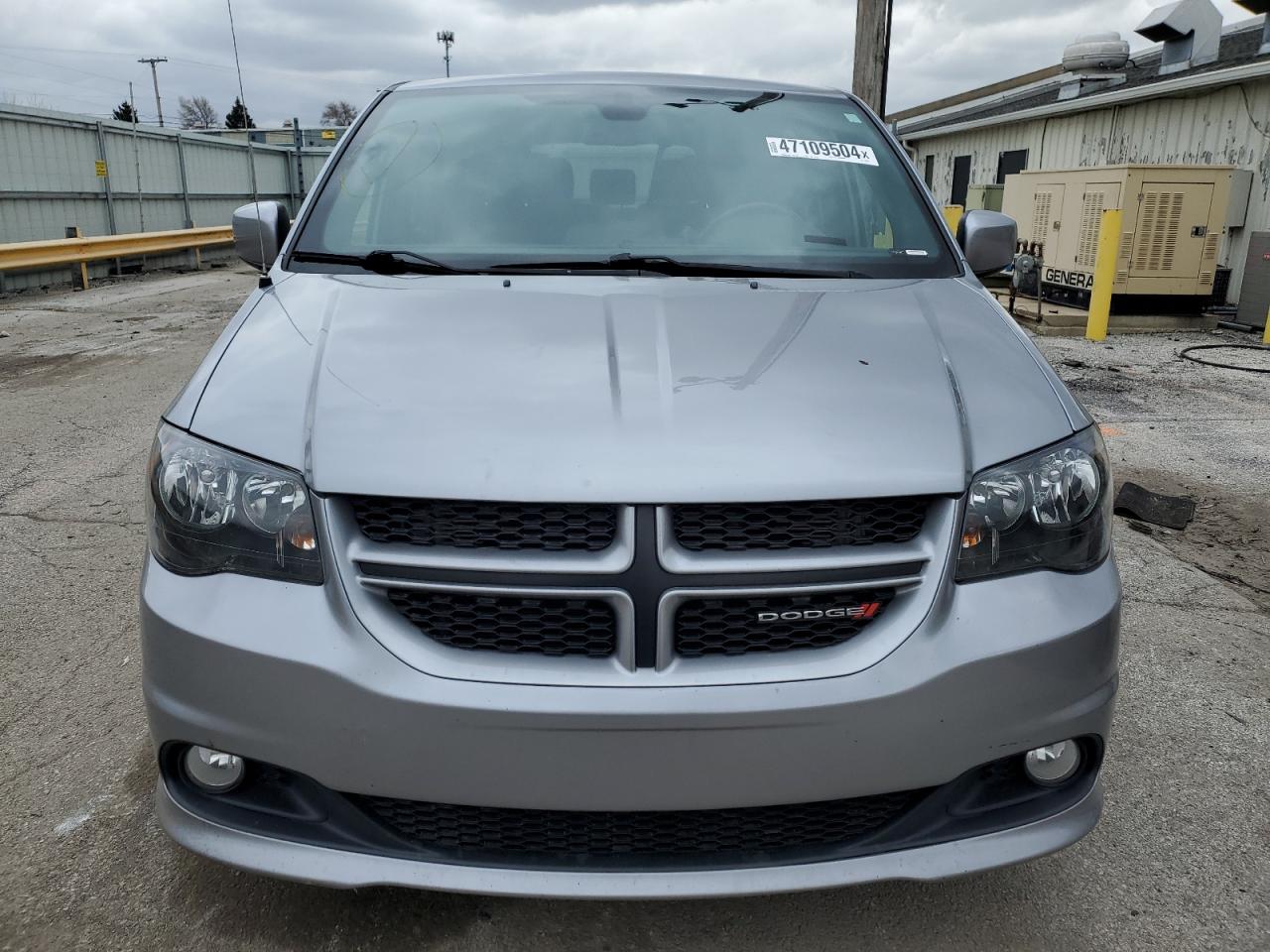 Photo 5 VIN: 2C4RDGEG8KR760387 - DODGE CARAVAN 