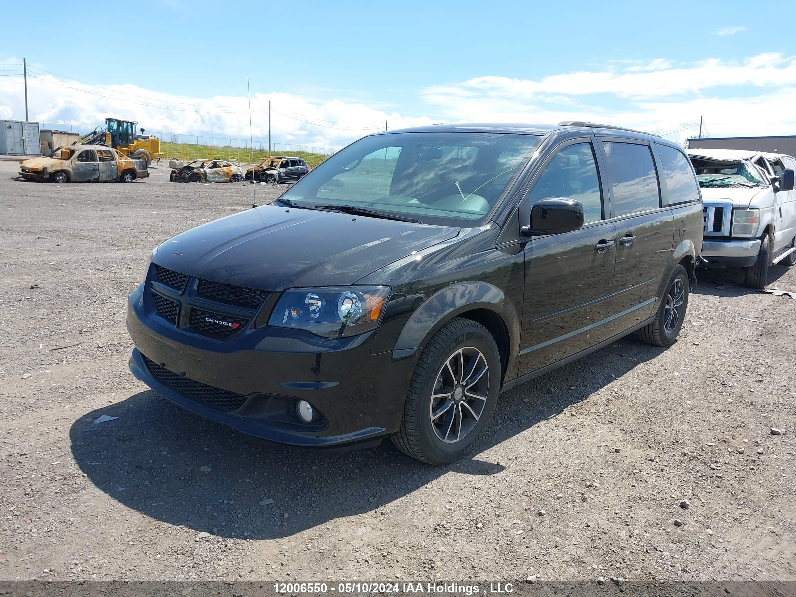 Photo 1 VIN: 2C4RDGEG9HR662641 - DODGE CARAVAN 