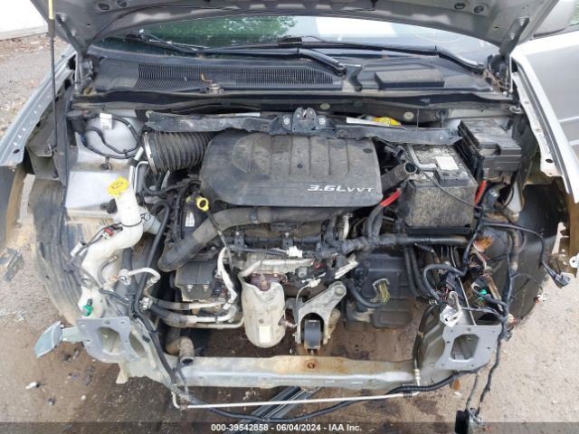 Photo 9 VIN: 2C4RDGEG9HR715936 - DODGE GRAND CARAVAN 