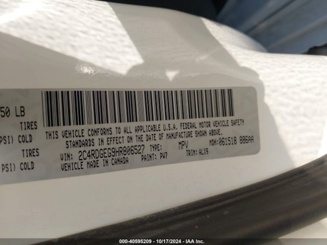 Photo 8 VIN: 2C4RDGEG9HR806527 - DODGE GRAND CARAVAN 