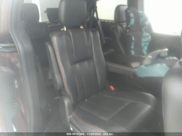 Photo 7 VIN: 2C4RDGEG9JR146530 - DODGE GRAND CARAVAN 