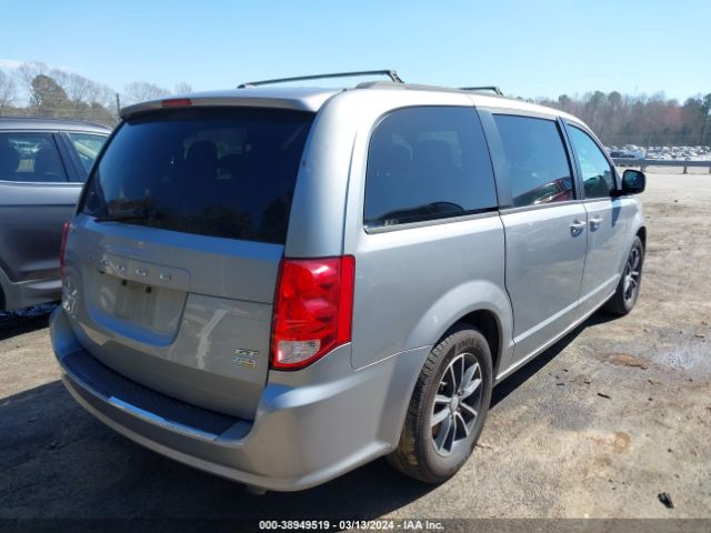 Photo 3 VIN: 2C4RDGEG9JR282138 - DODGE GRAND CARAVAN 