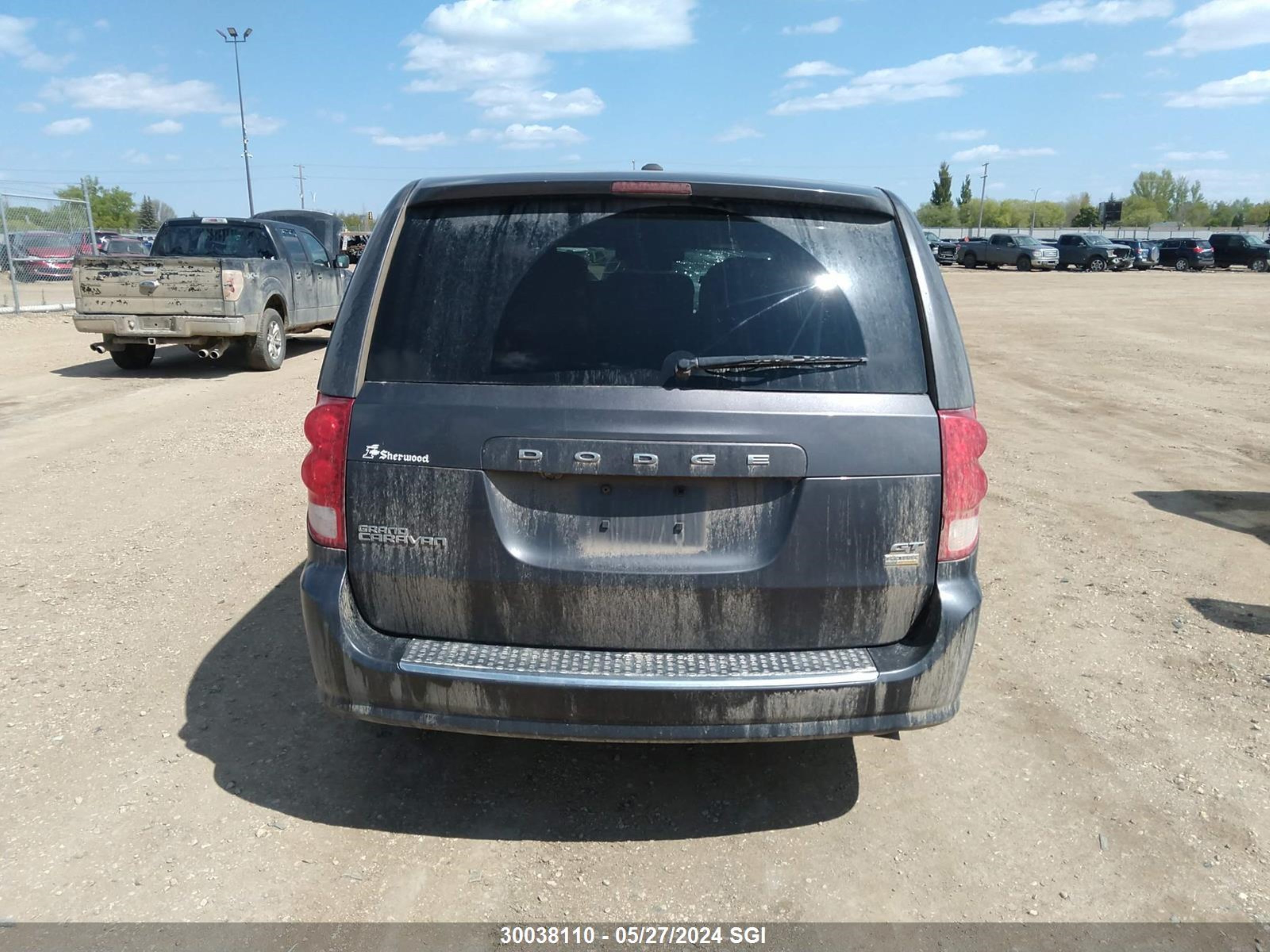 Photo 16 VIN: 2C4RDGEG9JR313601 - DODGE CARAVAN 