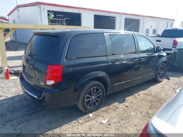 Photo 3 VIN: 2C4RDGEG9JR334593 - DODGE GRAND CARAVAN 