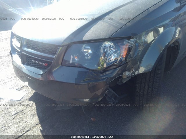 Photo 5 VIN: 2C4RDGEG9JR339003 - DODGE GRAND CARAVAN 