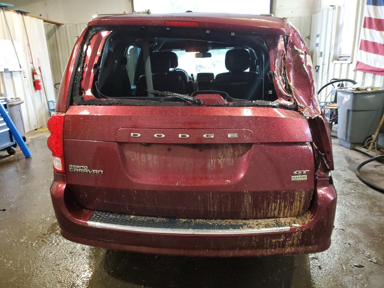 Photo 5 VIN: 2C4RDGEG9KR563096 - DODGE CARAVAN 