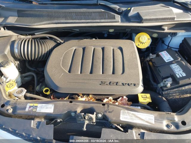 Photo 9 VIN: 2C4RDGEG9KR674439 - DODGE GRAND CARAVAN 