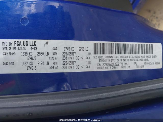 Photo 8 VIN: 2C4RDGEG9KR692178 - DODGE GRAND CARAVAN 