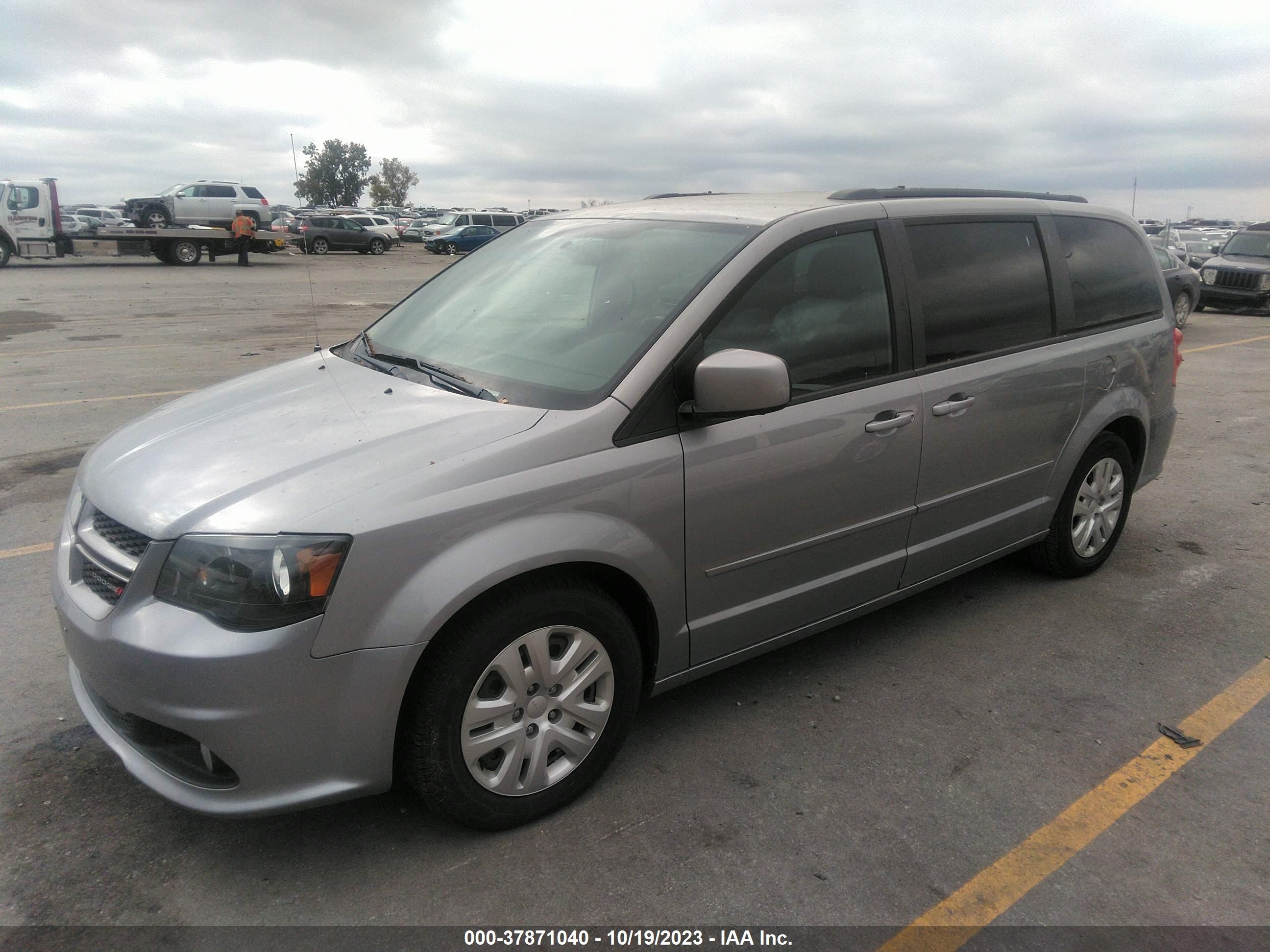 Photo 1 VIN: 2C4RDGEGXGR323904 - DODGE CARAVAN 