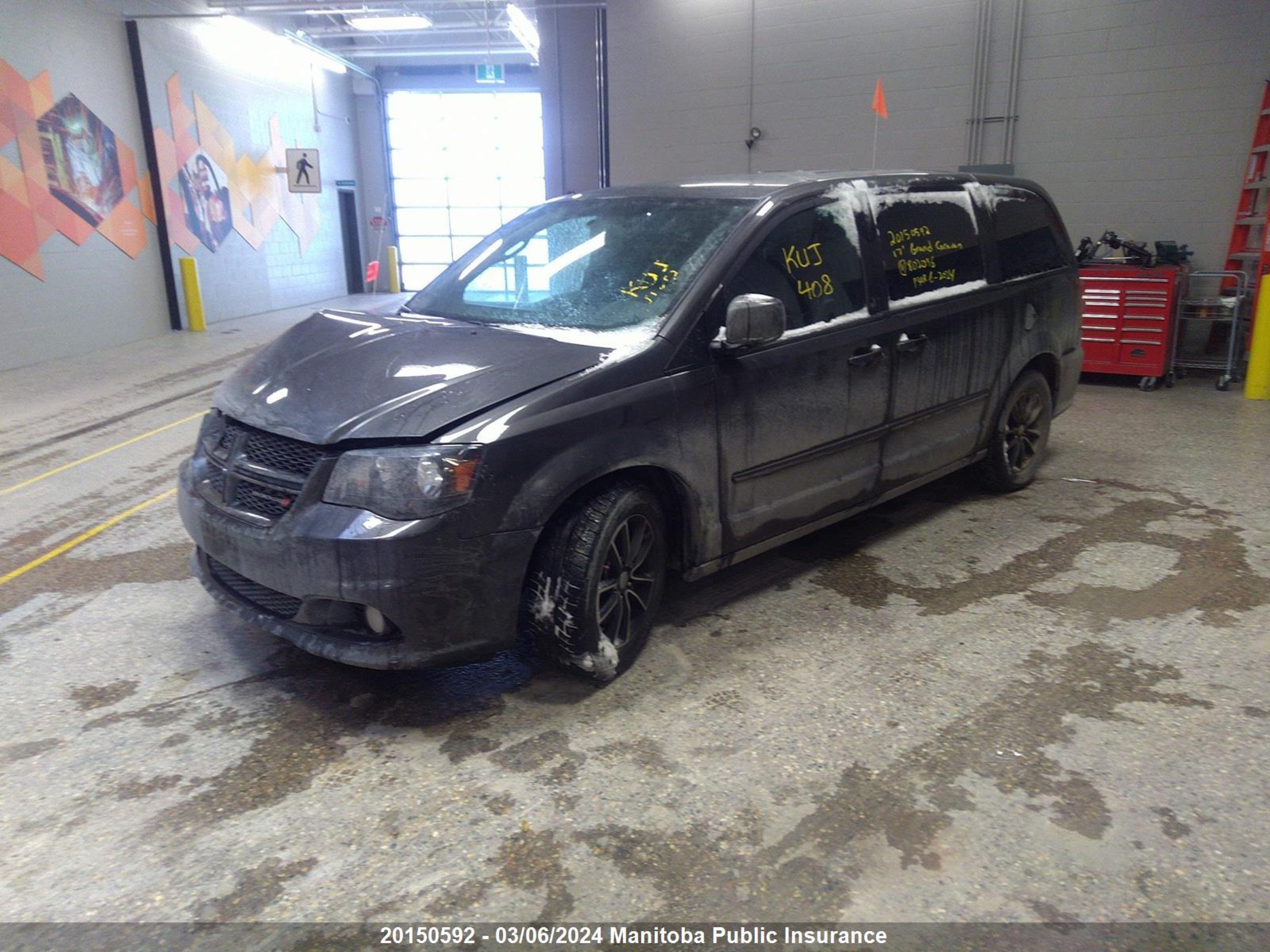 Photo 1 VIN: 2C4RDGEGXHR802096 - DODGE CARAVAN 