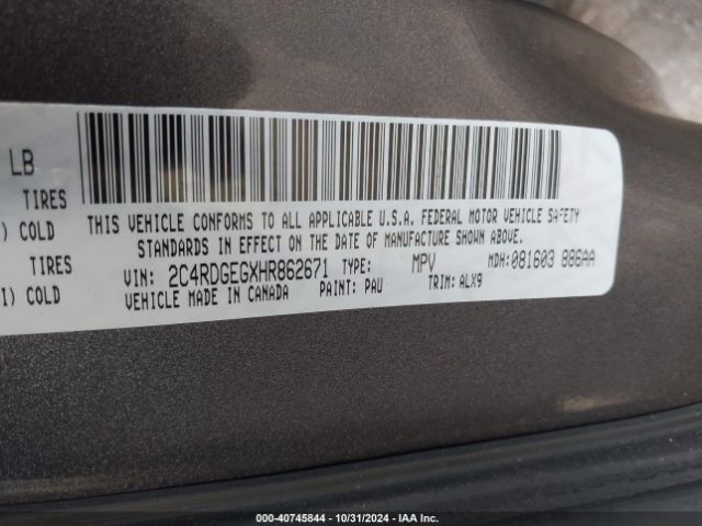 Photo 8 VIN: 2C4RDGEGXHR862671 - DODGE GRAND CARAVAN 