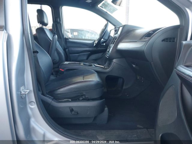 Photo 4 VIN: 2C4RDGEGXJR140705 - DODGE GRAND CARAVAN 