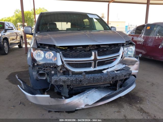 Photo 5 VIN: 2C4RDGEGXJR140705 - DODGE GRAND CARAVAN 