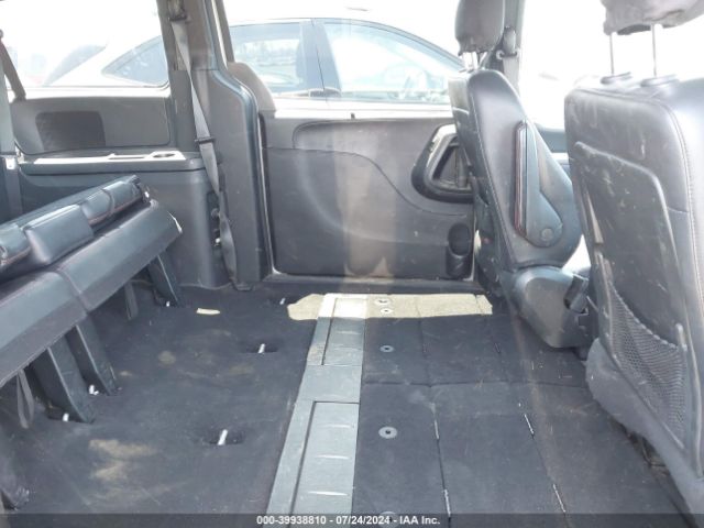 Photo 7 VIN: 2C4RDGEGXJR189810 - DODGE GRAND CARAVAN 