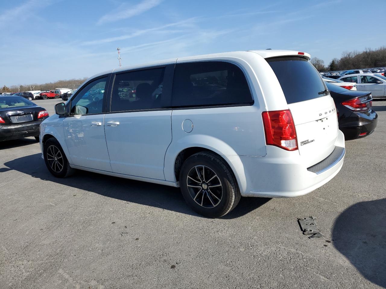 Photo 1 VIN: 2C4RDGEGXJR280866 - DODGE CARAVAN 