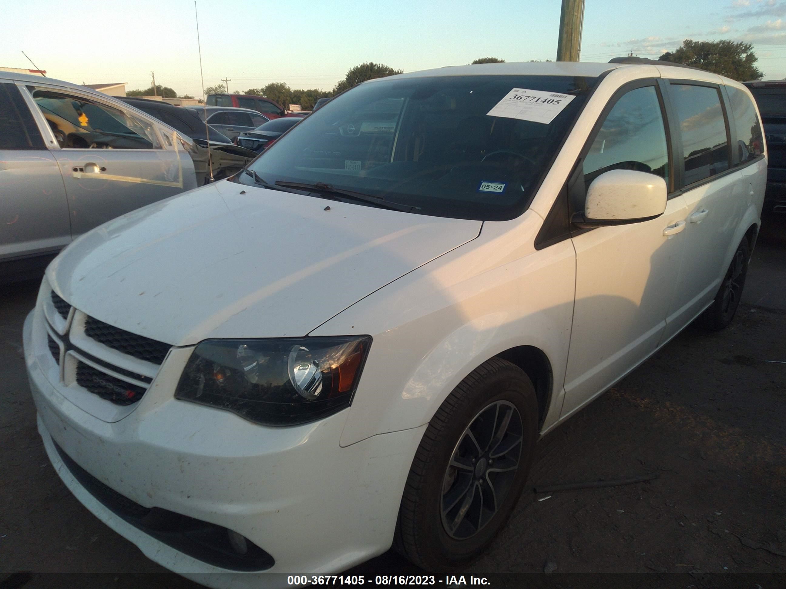 Photo 1 VIN: 2C4RDGEGXJR344713 - DODGE CARAVAN 