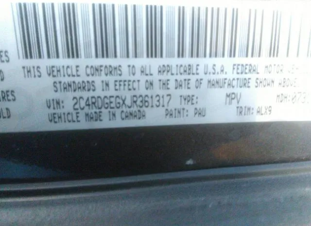 Photo 8 VIN: 2C4RDGEGXJR361317 - DODGE GRAND CARAVAN 