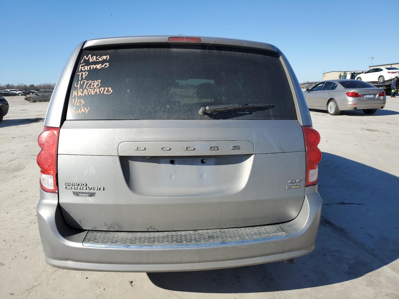 Photo 5 VIN: 2C4RDGEGXKR769723 - DODGE CARAVAN 