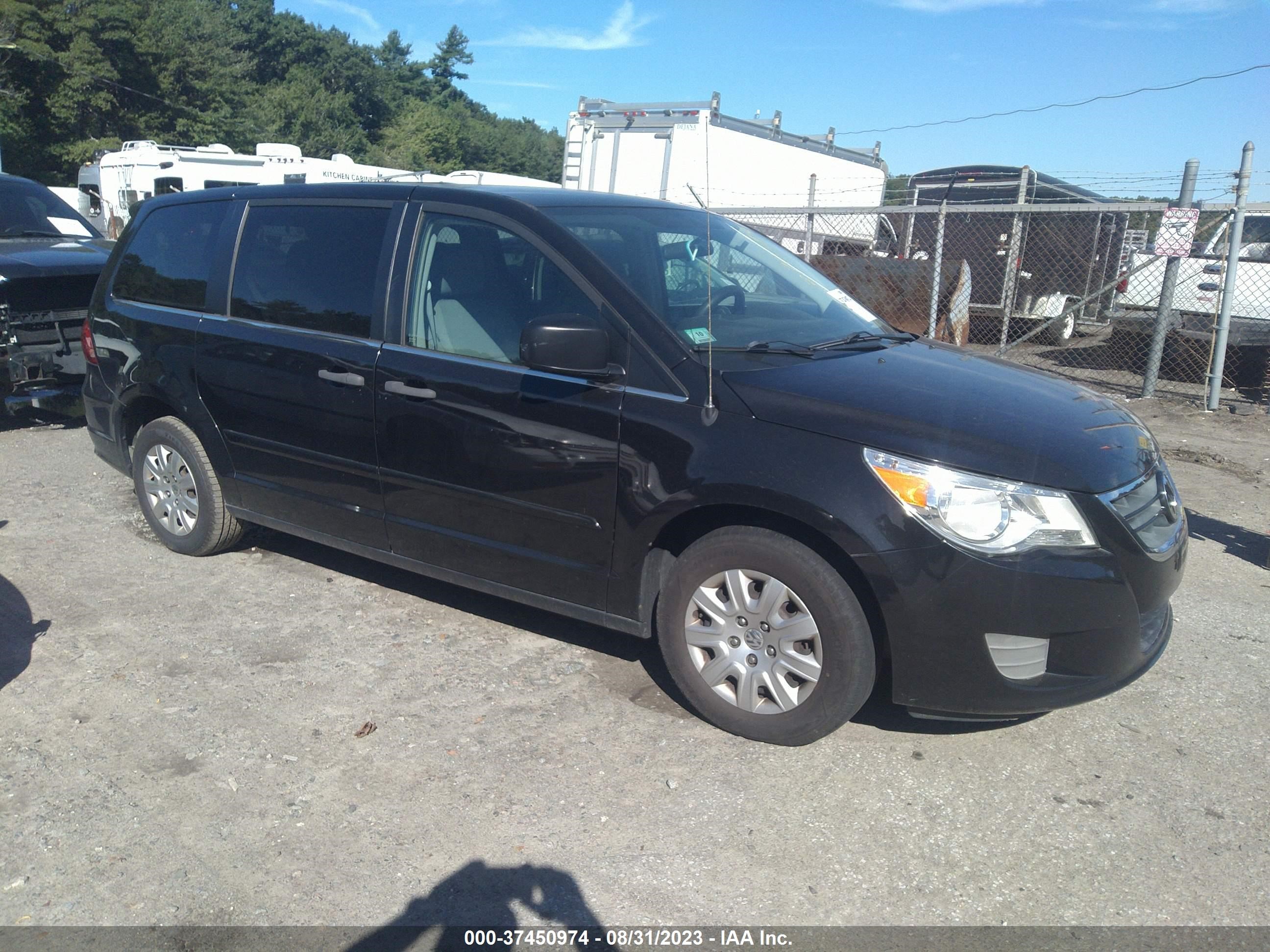 Photo 0 VIN: 2C4RVAAG0DR725412 - VOLKSWAGEN ROUTAN 