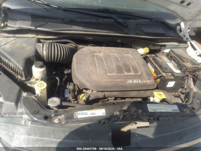 Photo 9 VIN: 2C4RVAAG1CR182103 - VOLKSWAGEN ROUTAN 