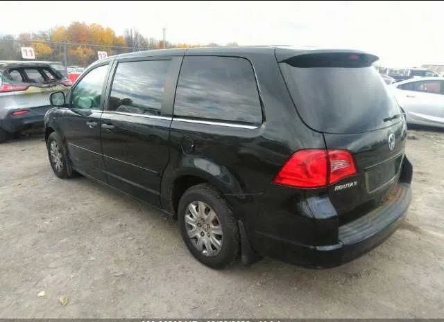 Photo 2 VIN: 2C4RVAAG2CE391804 - VOLKSWAGEN ROUTAN 