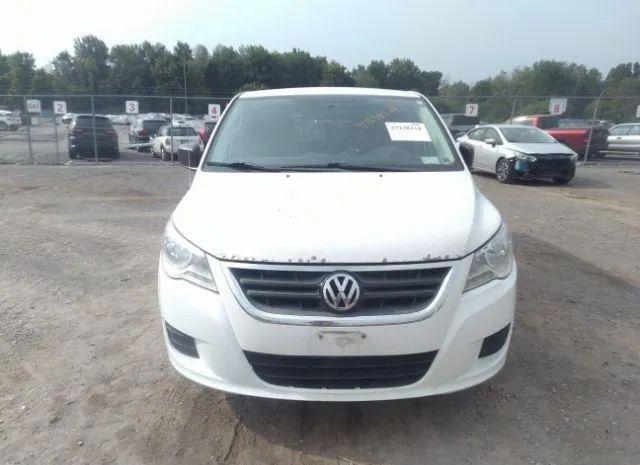 Photo 5 VIN: 2C4RVAAG3DR819185 - VOLKSWAGEN ROUTAN 