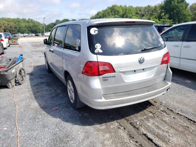 Photo 2 VIN: 2C4RVAAG9CR120626 - VOLKSWAGEN ROUTAN S 