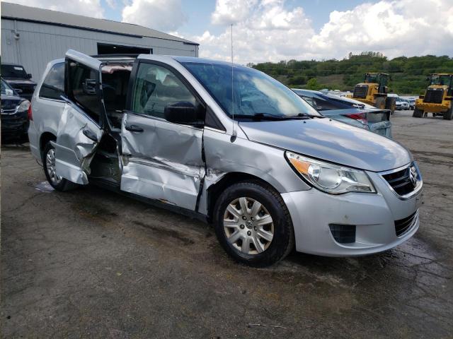 Photo 3 VIN: 2C4RVAAG9CR321572 - VOLKSWAGEN ROUTAN 