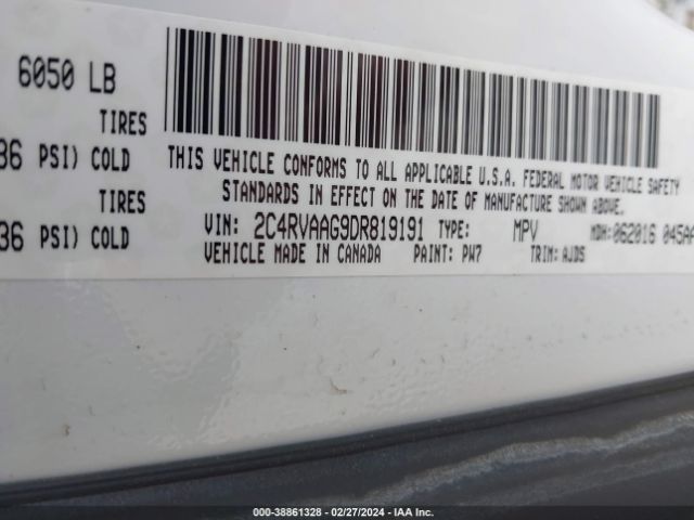 Photo 8 VIN: 2C4RVAAG9DR819191 - VOLKSWAGEN ROUTAN 