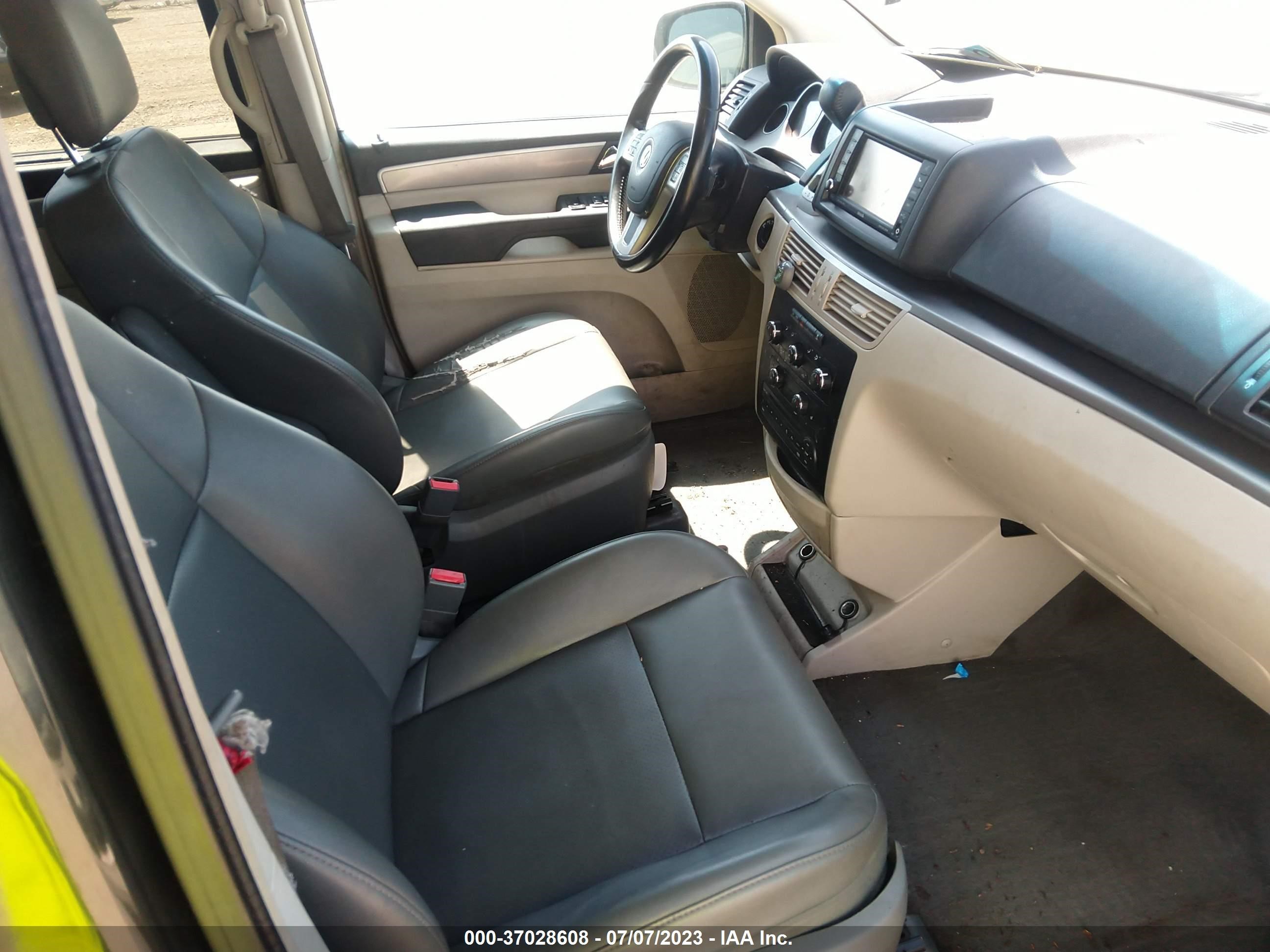 Photo 4 VIN: 2C4RVABG0CR276388 - VOLKSWAGEN ROUTAN 