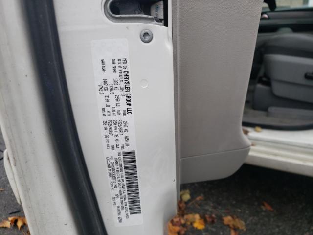 Photo 9 VIN: 2C4RVABG0CR390312 - VOLKSWAGEN ROUTAN SE 