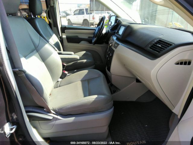 Photo 4 VIN: 2C4RVABG0CR392223 - VOLKSWAGEN ROUTAN 