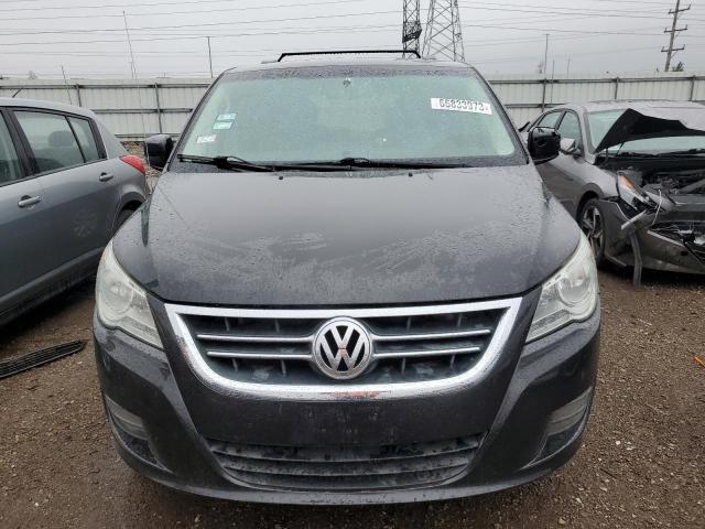 Photo 4 VIN: 2C4RVABG1CR217608 - VOLKSWAGEN ROUTAN SE 