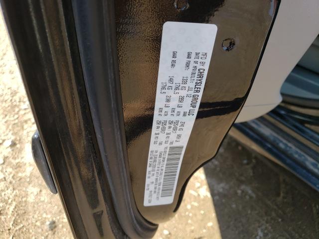 Photo 9 VIN: 2C4RVABG1CR391436 - VOLKSWAGEN ROUTAN SE 