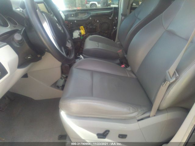 Photo 4 VIN: 2C4RVABG1DR724865 - VOLKSWAGEN ROUTAN 