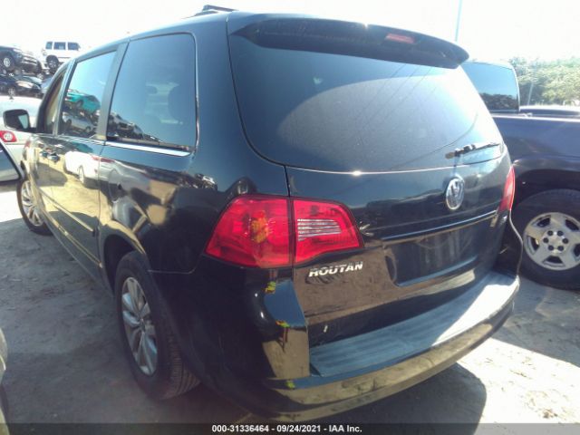 Photo 2 VIN: 2C4RVABG2CR127688 - VOLKSWAGEN ROUTAN 