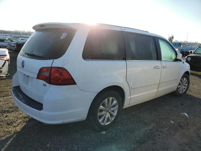 Photo 2 VIN: 2C4RVABG2CR277042 - VOLKSWAGEN ROUTAN 