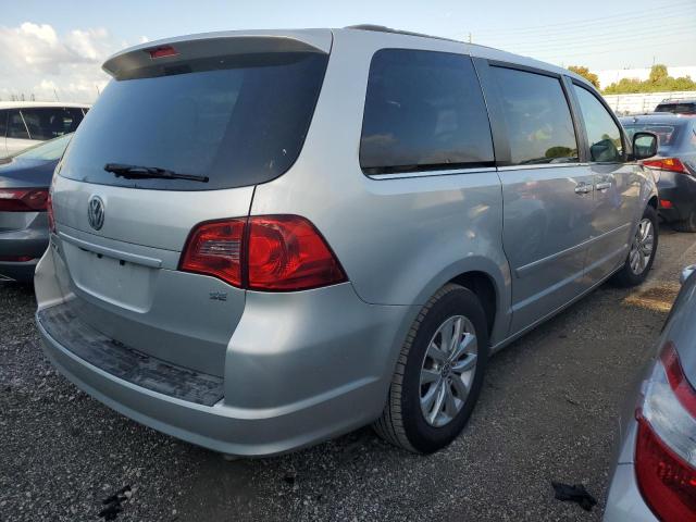 Photo 2 VIN: 2C4RVABG2CR294343 - VOLKSWAGEN ROUTAN SE 