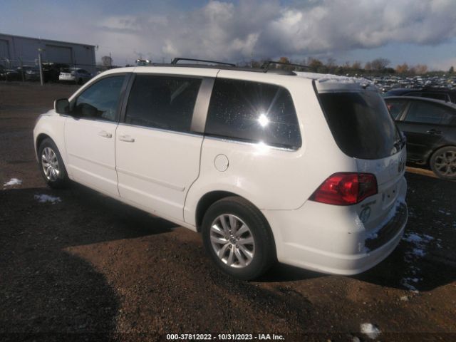 Photo 2 VIN: 2C4RVABG2CR355447 - VOLKSWAGEN ROUTAN 