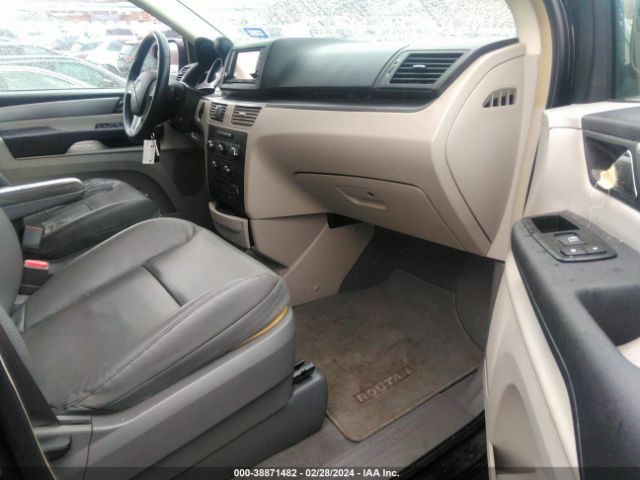 Photo 4 VIN: 2C4RVABG2ER135292 - VOLKSWAGEN ROUTAN 