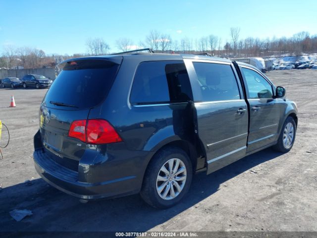 Photo 3 VIN: 2C4RVABG3CR193845 - VOLKSWAGEN ROUTAN 